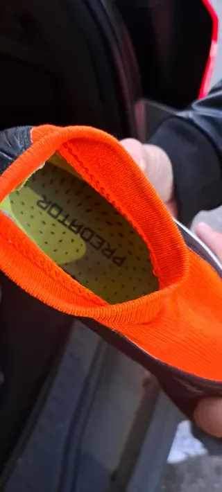 Scarpe calcio Adidas Predator arancioni nere