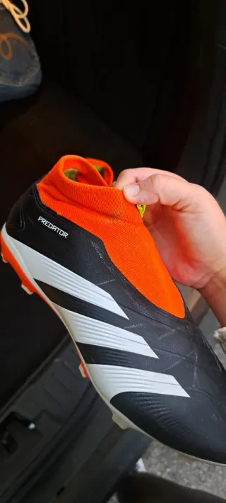 Scarpe calcio Adidas Predator arancioni nere