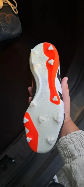 Scarpe calcio Adidas Predator arancioni nere