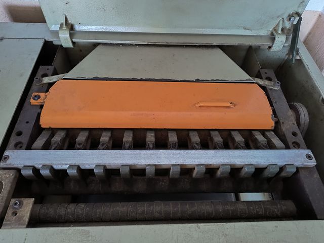 Regruesadora SCM S52