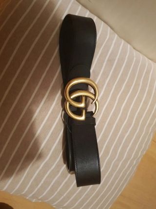 Cinturón Gucci Negro y Dorado Mujer