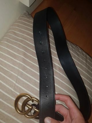 Cinturón Gucci Negro y Dorado Mujer