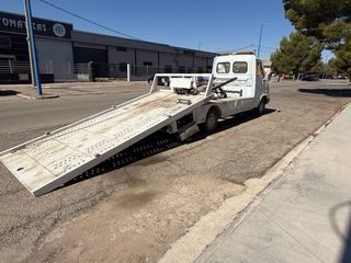 Renault Master grua marca monza