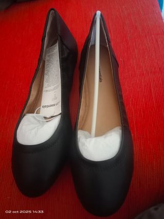 Manoletinas negras talla 41.5