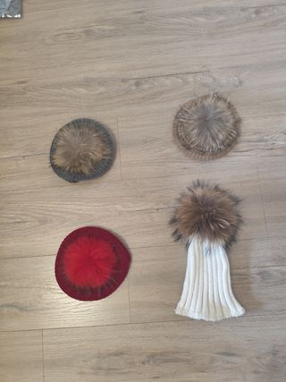 Boinas para niñas con pompón