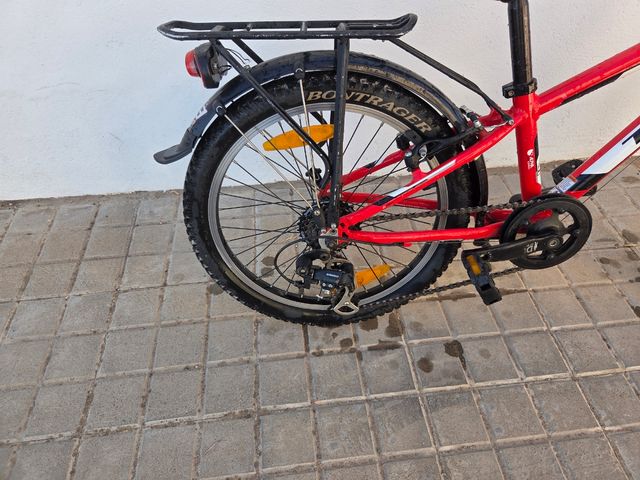 Bicicleta Trek Infantil Roja