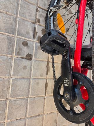 Bicicleta Trek Infantil Roja