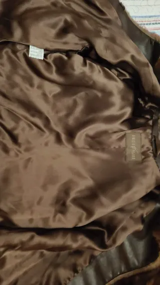 Chaquetón de piel natural marrón