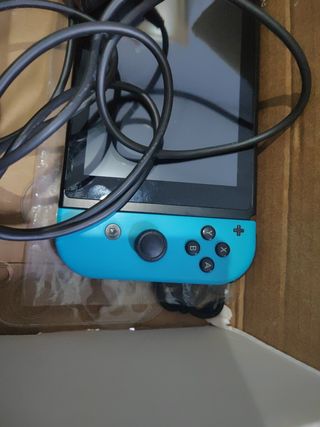 Nintendo Switch Azul + Cargador