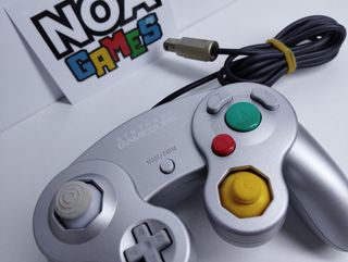 Mando Nintendo Gamecube Plateado