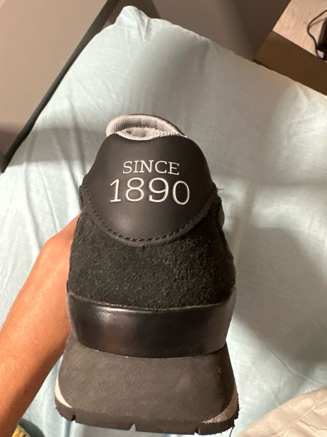 Zapatillas U.S. Polo Assn. Negras y Grises