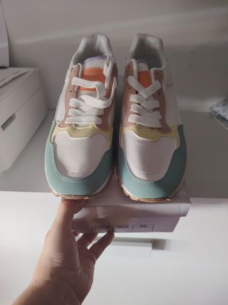 Zapatillas deportivas chica talla 39
