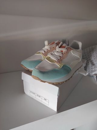 Zapatillas deportivas chica talla 39
