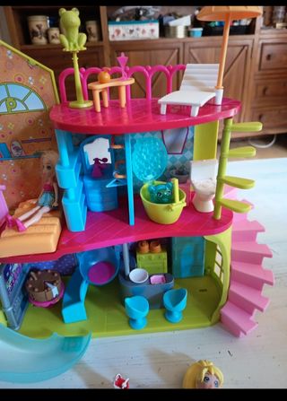 Casa Polly Pocket con figuras y accesorios