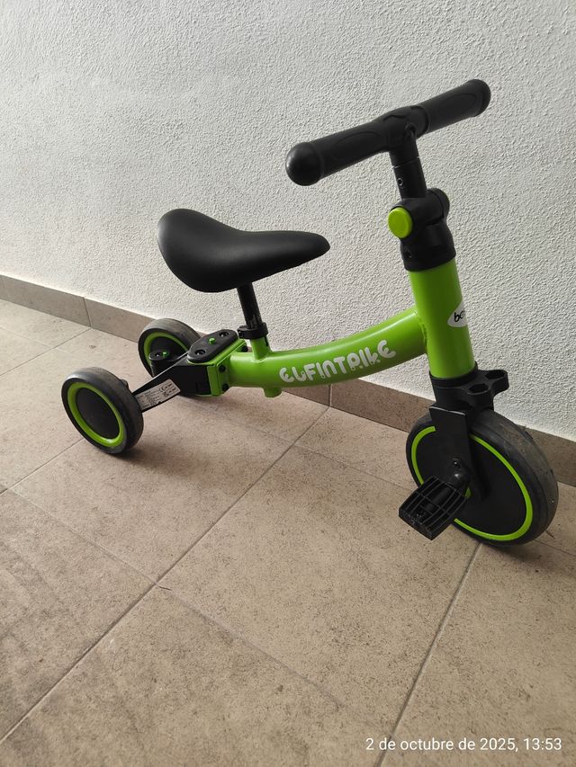 Bicicleta/correpasillos infantil 5 en 1 verde