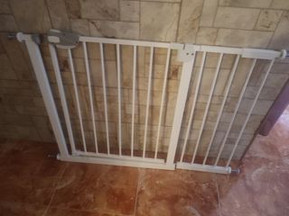 Puerta de seguridad para escaleras