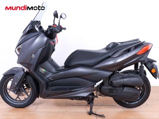 YAMAHA X-MAX 125 