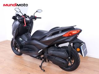 YAMAHA X-MAX 125 