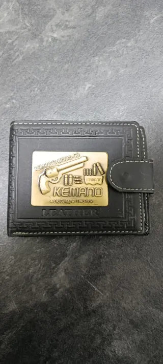Cartera Hombre Kemano Negra y Dorada