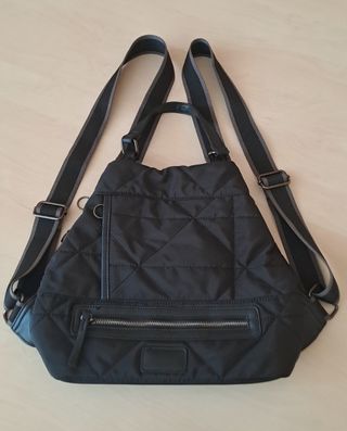 Bolso Mochila antirrobo. Negro Acolchado