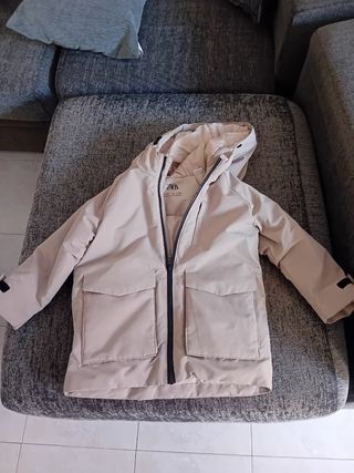 Chaqueta Zara niño beige Talla 3-4, 104 cm
