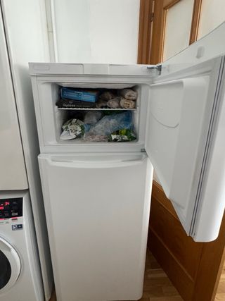 Frigorífico / Nevera Indesit 2 puertas 150x60