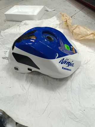 Depósito Gasolina Kawasaki ZX6R 2024