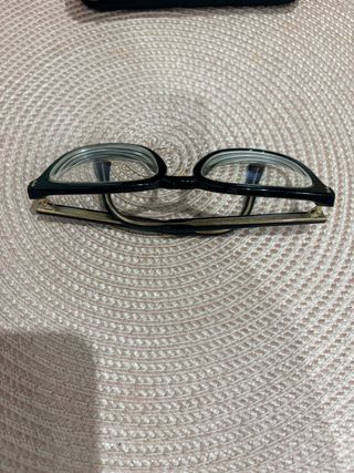 Gafas Gucci Montura Negra y Dorada