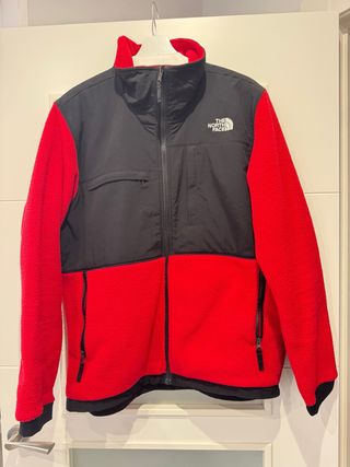 Chaqueta polar THE NORTH FACE senderismo trekking
