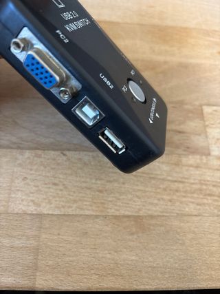 Switch KVM USB 2.0 VGA 2 PC