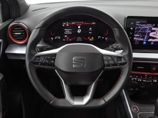 ARONA 1.0 TSI 115 FR XM DSG 5P