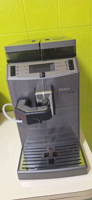 Cafetera Saeco Lirika