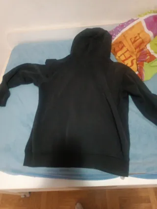 Sudadera Negra Wonderful