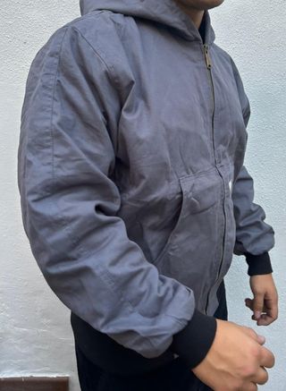 Chaqueta Carhartt Rework Active 90s Gris