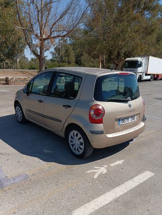 Renault Modus 2005