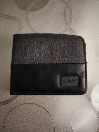 Cartera Pull&Bear Negra y Gris a estrenar 