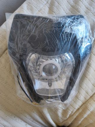 Faro de moto nuevo