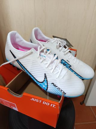 Botas de fútbol Nike Zoom Vapor 15 Academy AG