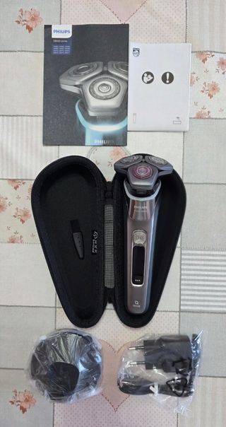 PHILIPS SERIES 9000 Afeitadora Eléctrica