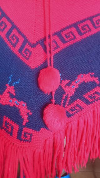 Poncho 100% Lana. Hecho a Mano. Vintage. Artesanía