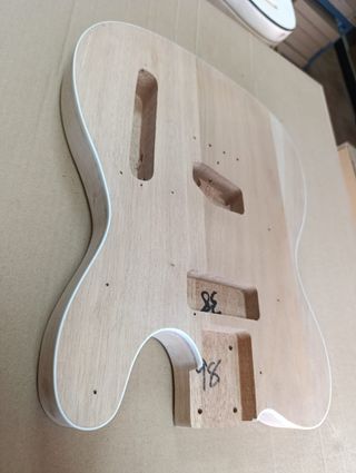 Cuerpo Telecaster Caoba sin barnizar