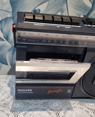 Radiocasete Philips freecorder D7050