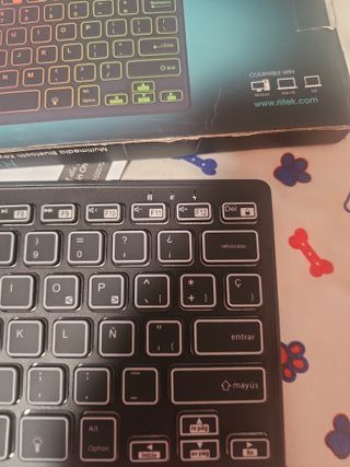 Teclado Rii Bluetooth Multicolor