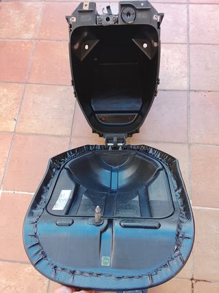 Asiento + baul Yamaha Aerox Negro