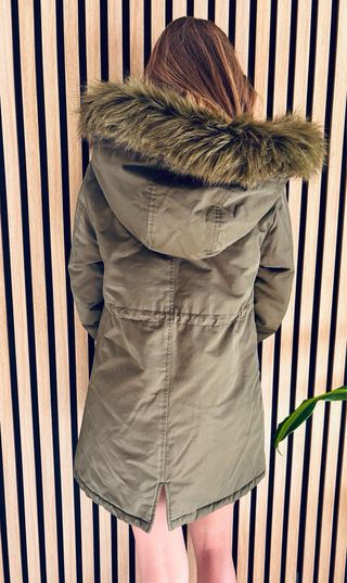 Giubbotto bambina con cappuccio