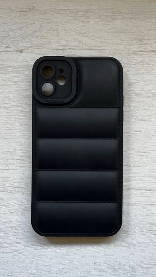 Funda iPhone 11 acolchada negra