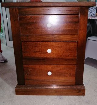 Comodino in legno marrone