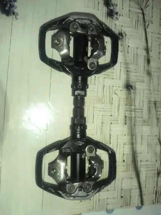 Pedales Shimano SPD-M530