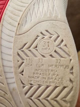 Scarpe sportive simil Jordan n. 33