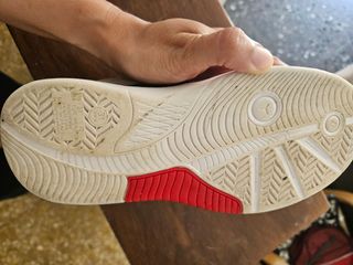 Scarpe sportive simil Jordan n. 33